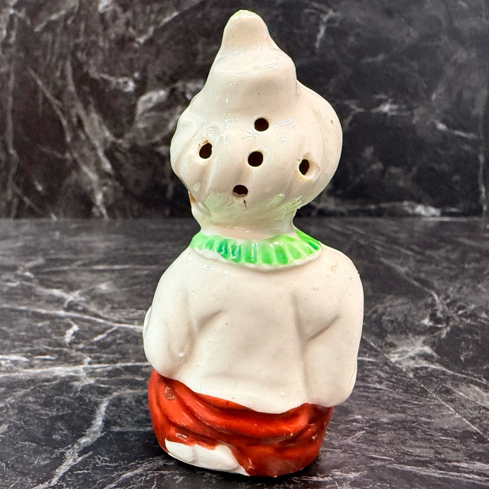 Genie Salt & Pepper Shakers - Picture 9 of 16